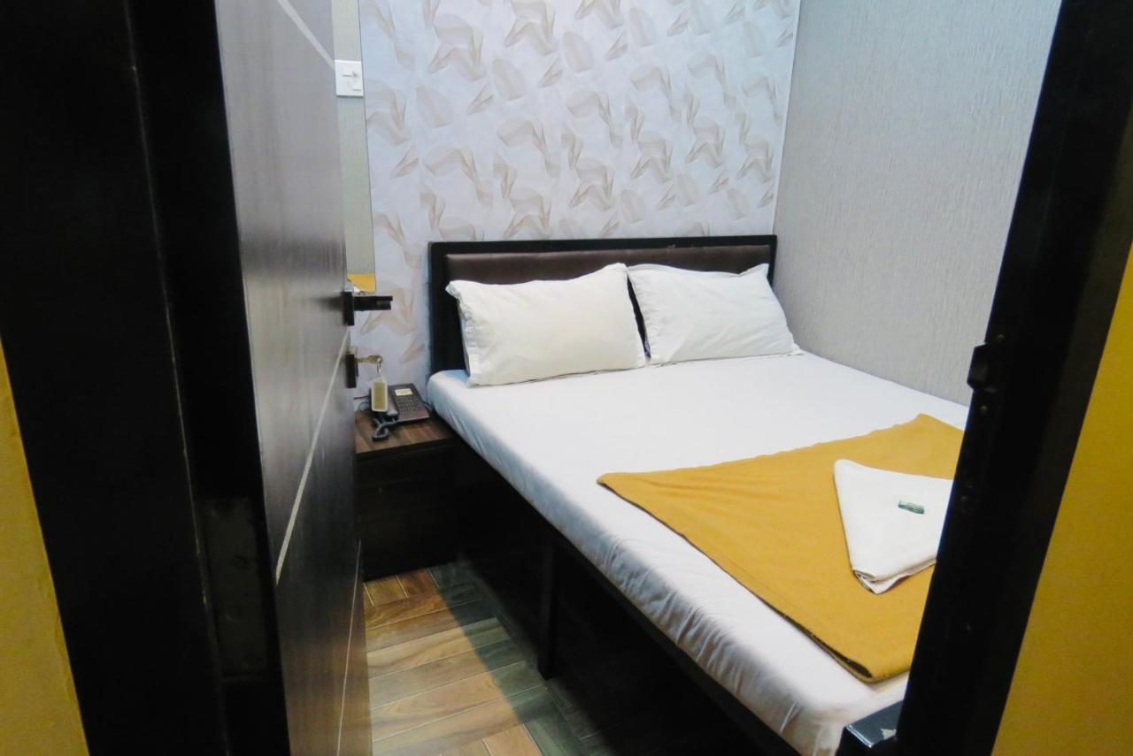 Hotel Shabana - Colaba Causeway Mumbai Eksteriør bilde