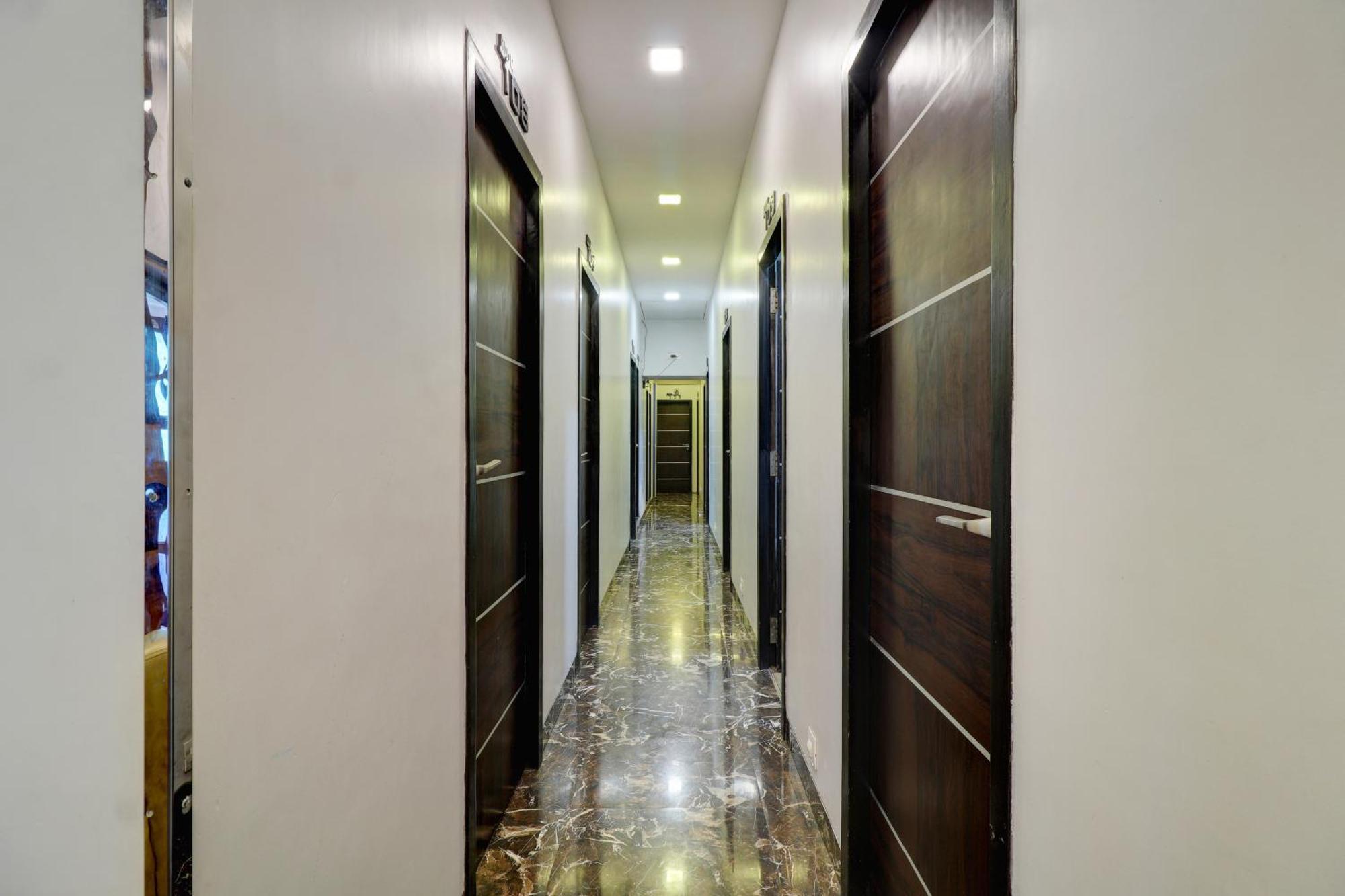 Hotel Shabana - Colaba Causeway Mumbai Eksteriør bilde